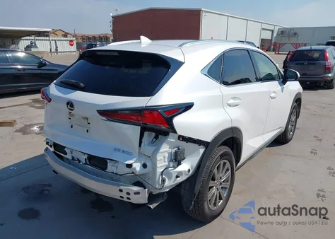 2021 Lexus Nx 300 z USA, uszkodzony, nr VIN JTJDARBZ9M5024575